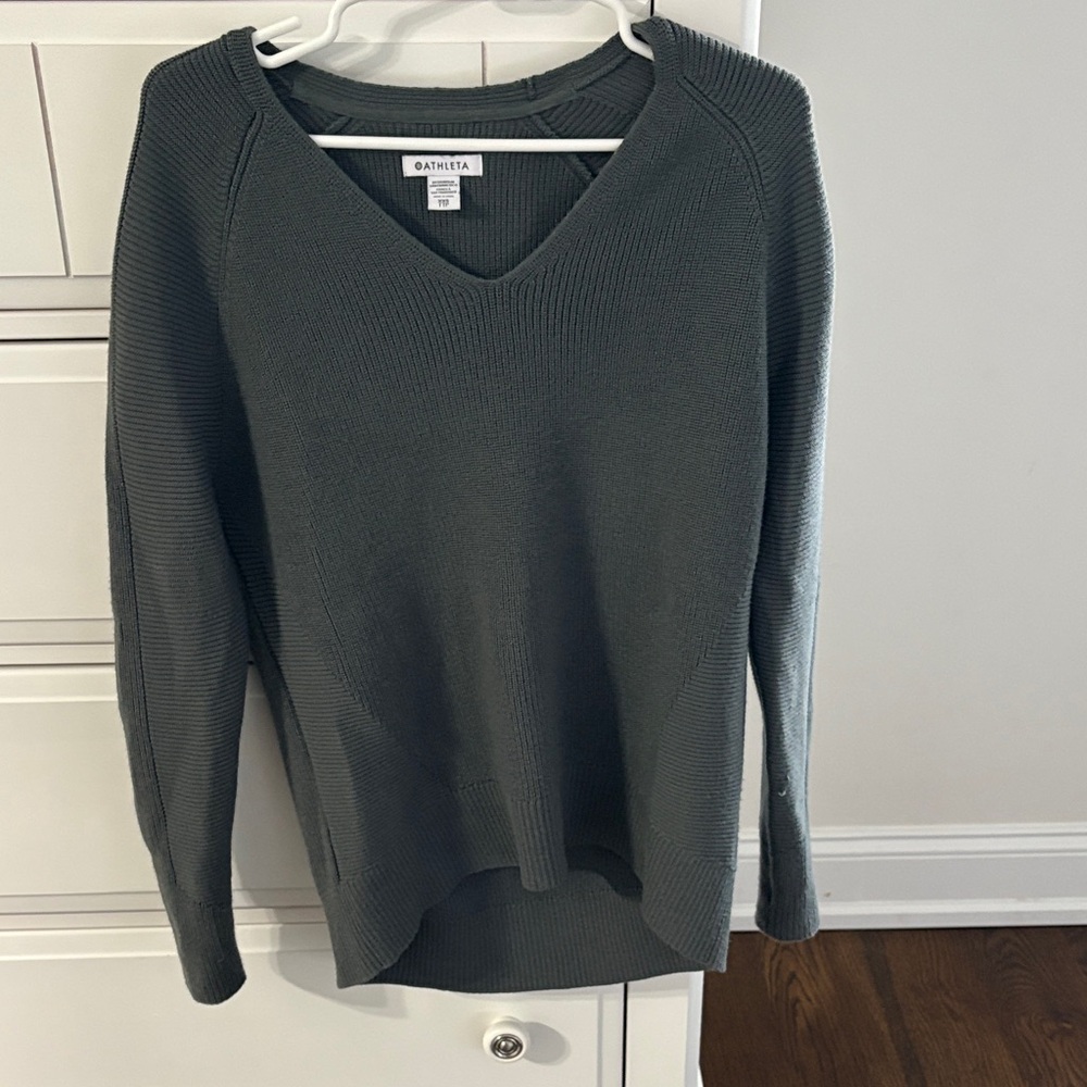 Athleta Dark Olive V‑Neck Knit Pullover